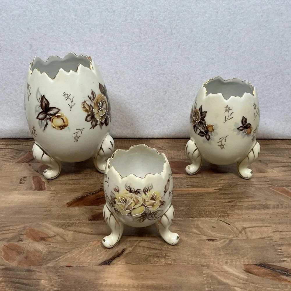 Vintage Napcoware Set of 3 Floral Egg Footed Vases C3199 Gold Trim Cracked Shell